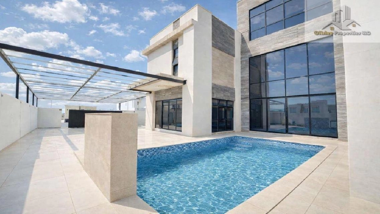 Ultra Luxury Villa | Swimming Pool | Elevator Image# 1