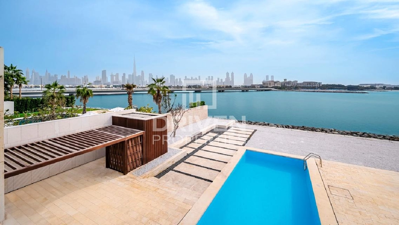 Bulgari Front Row Mansion | Full Skyline Views