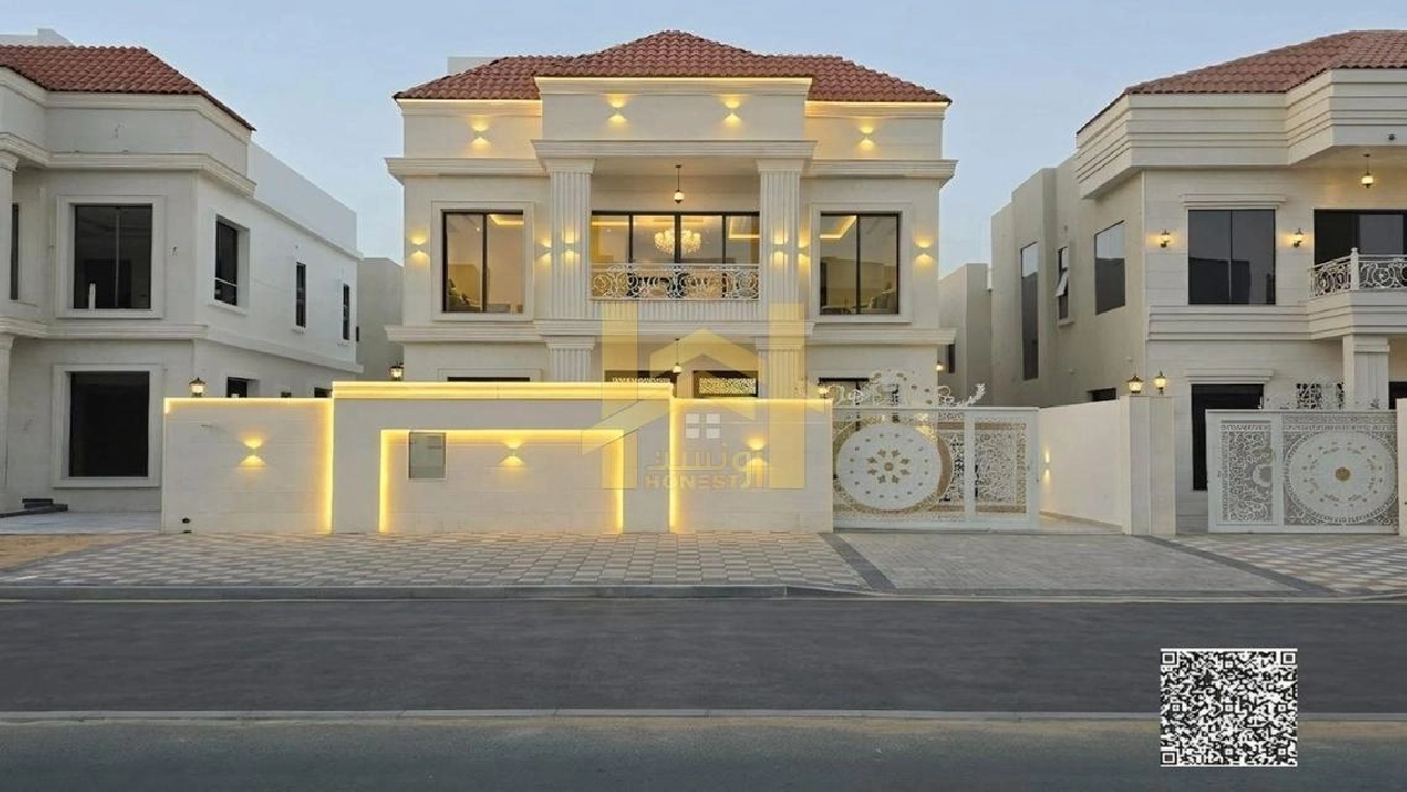 Luxury villa for rent, close to amenities, large f Pictures